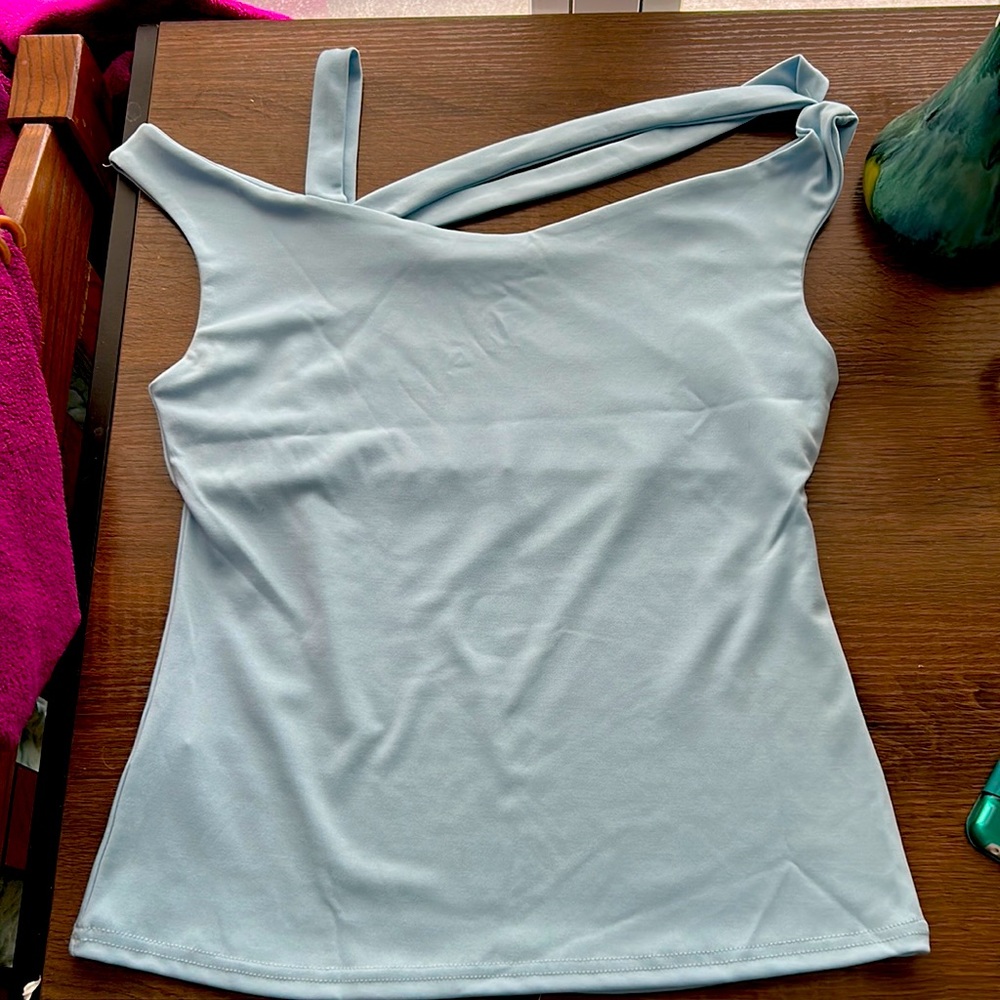Powder blue, size small, wide shoulder top